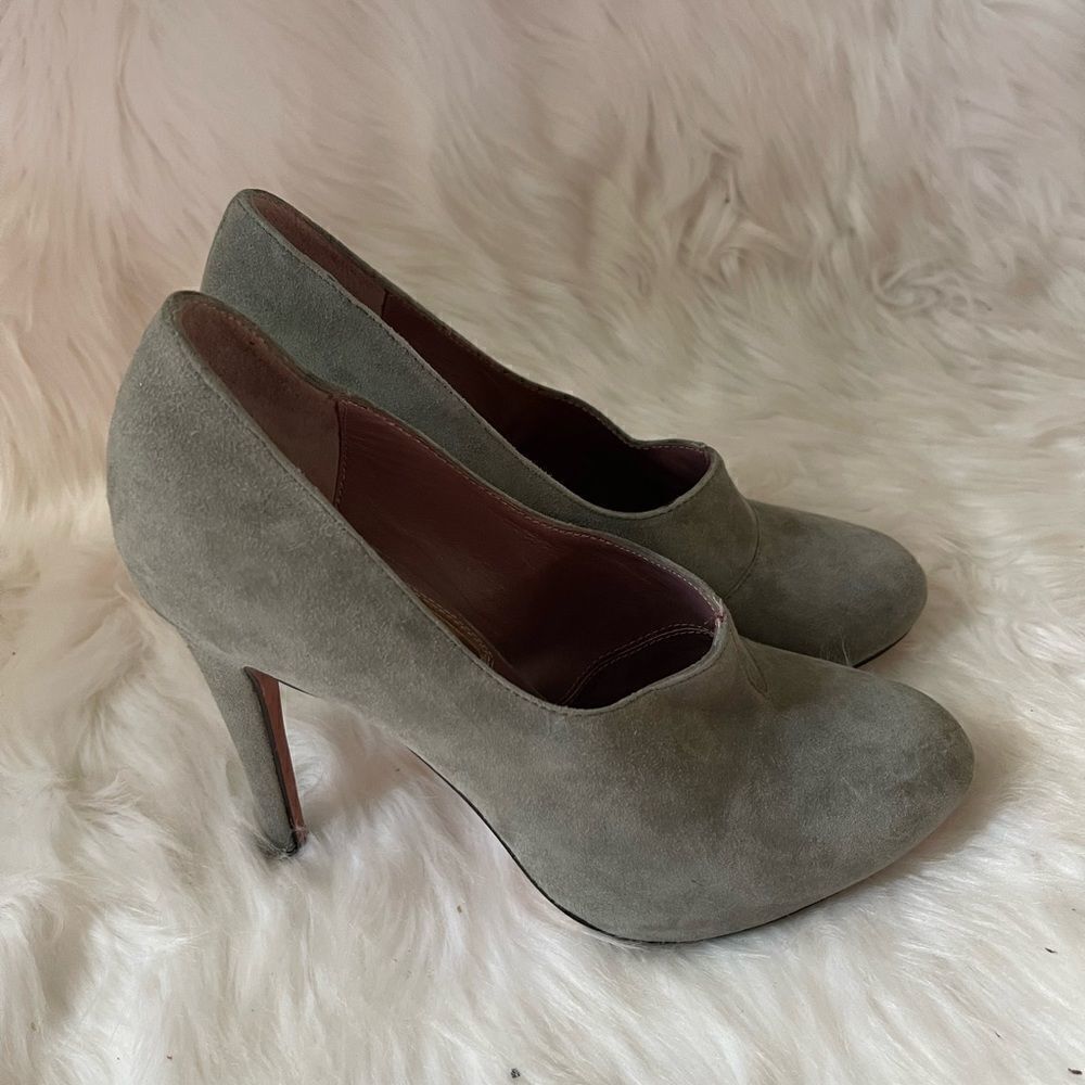 Luxury Rebel leather suede gray 4” heels leather soles size EUR 37